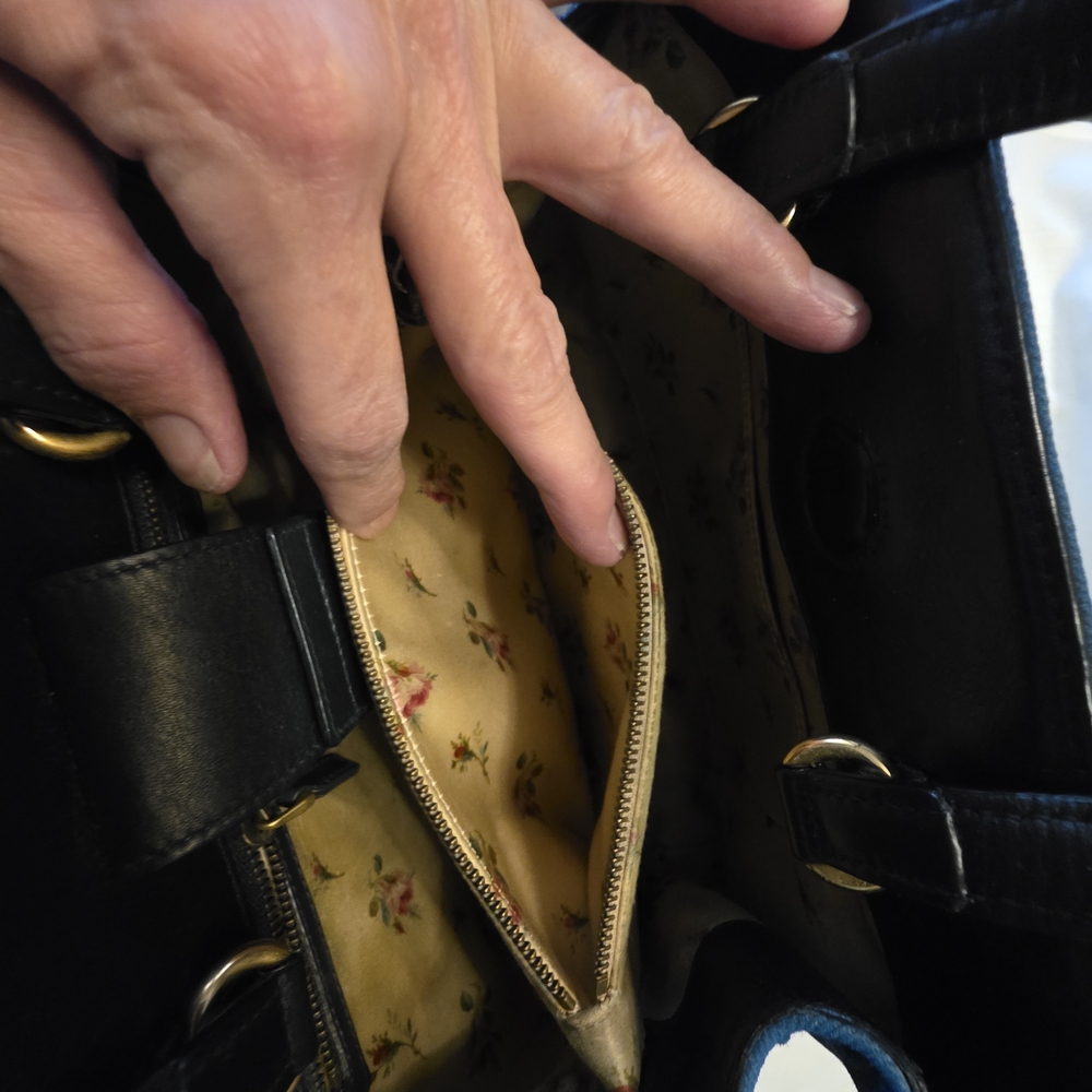 Gucci Blue DENIM GG Marmont Shoulder Bag - Picture 13 of 16